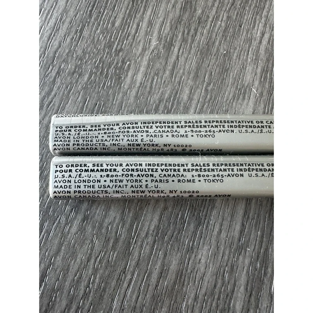 Avon Beyond Color Plumping Lip‎ Gloss x2. Berry Blossom. 0.15 Oz. New. Sealed.